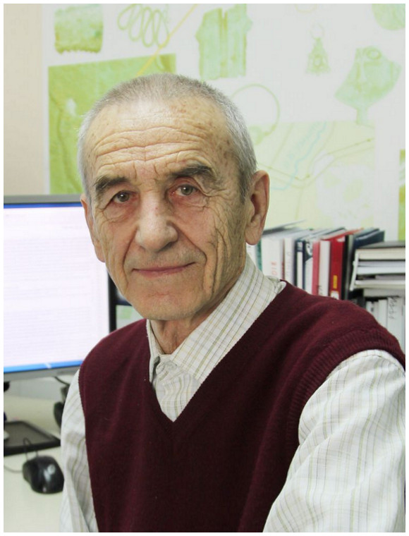 родился Юрий Михайлович Полищук (1938)