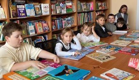 Кто знает «аз» да «буки», тому и книги в руки!