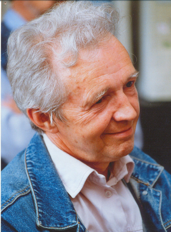 родился Владимир Владимирович Шкаликов (1943)