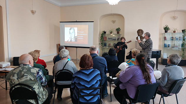 Поэтами не рождаются